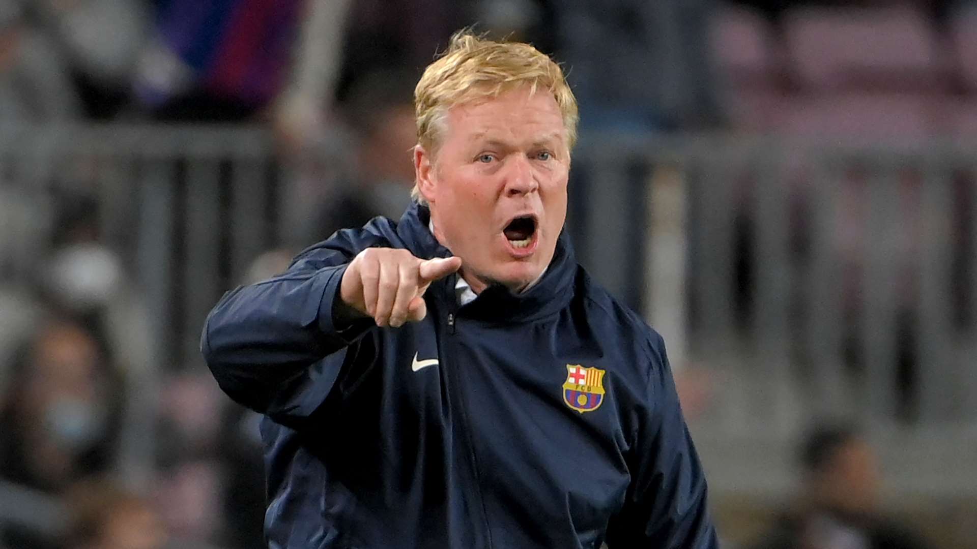 的中场核心 的中场核心